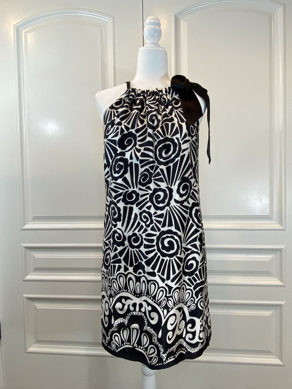 White House Black Market Black White Geometric Floral Print Silk Halter Dress 4